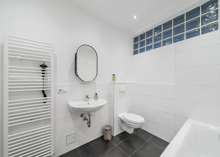 Maerzstrasse Family Apartman *